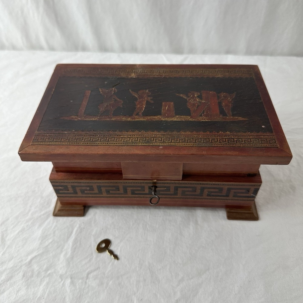 Vtg Jewelry Box Cherubs angels Wood Inlaid Intricate Trinket Marquetry Greek Key